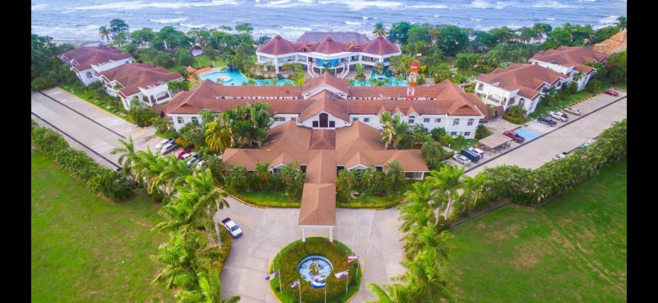Villa De Ali In Palma Real La Ceiba Eksteriør billede